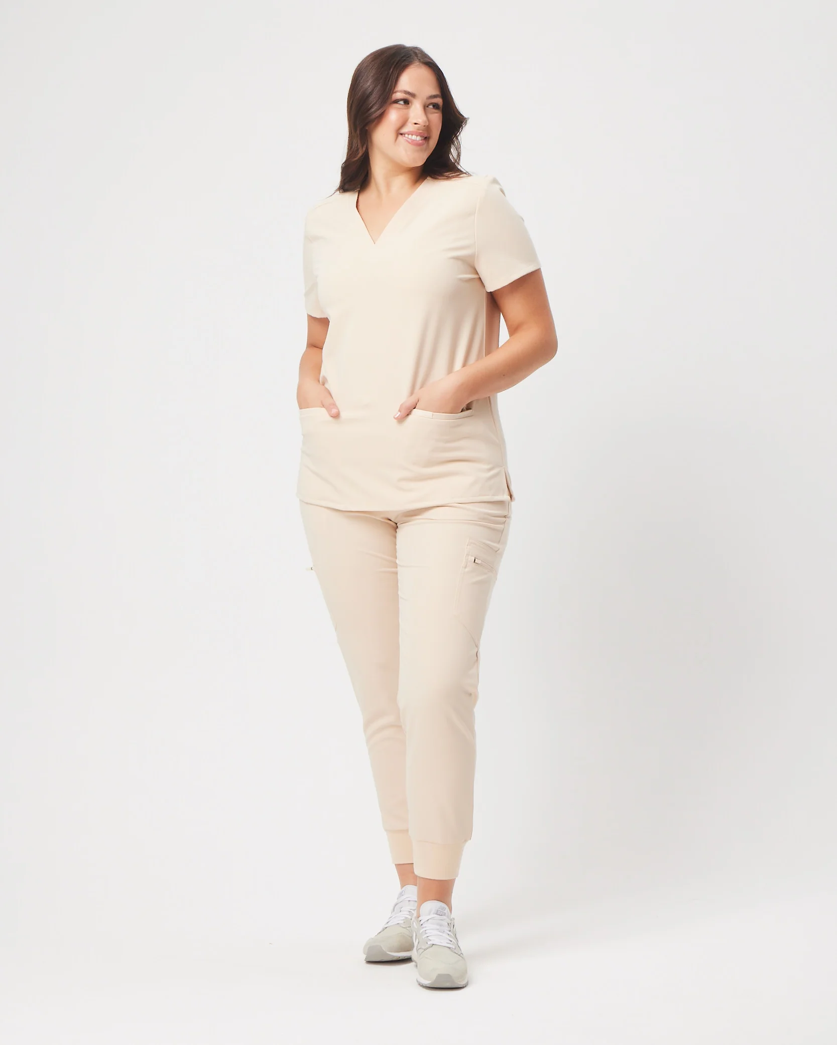 ELIZABETH Two Pocket Scrub Top - Soft Beige | SLTECH™ - Image 4
