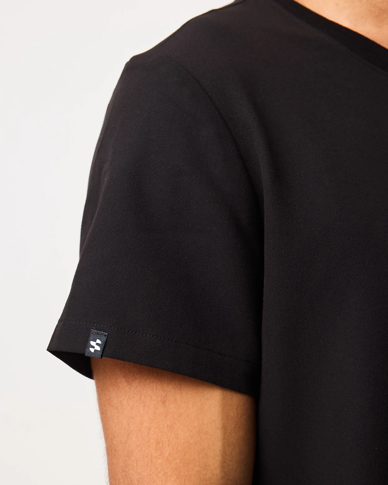 HENRY Crew Neck Scrub Top - Black | SLTECH™ - Image 4