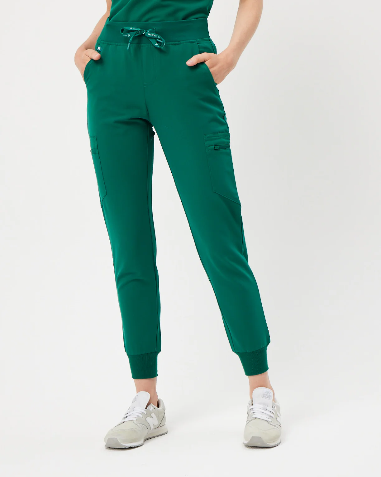 LUCY Jogger Scrub Pants - Hunter Green | SLTECH™