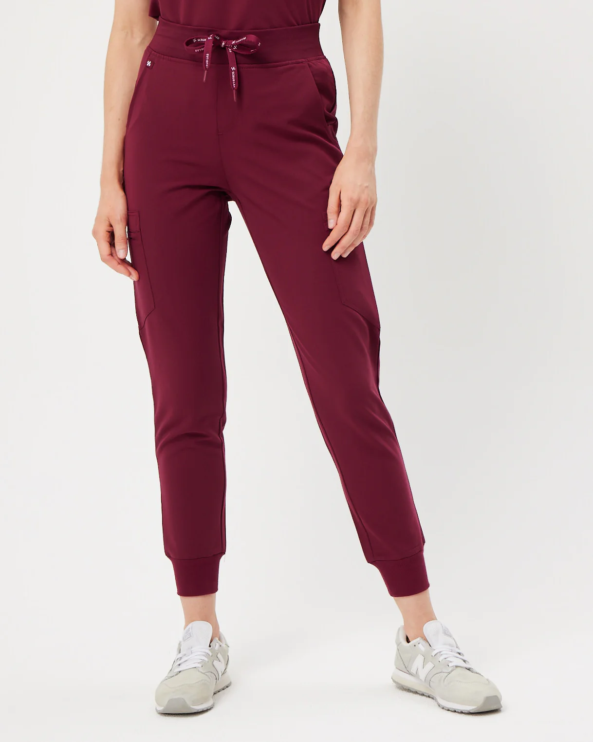 LUCY Jogger Scrub Pants - Maroon | SLTECH™